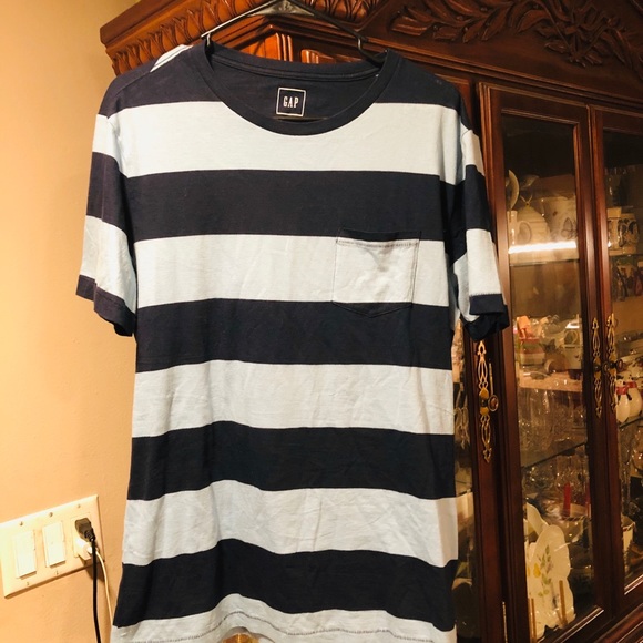 GAP Other - GAP Men’s Short Sleeve Pocket T-Shirt NWOT